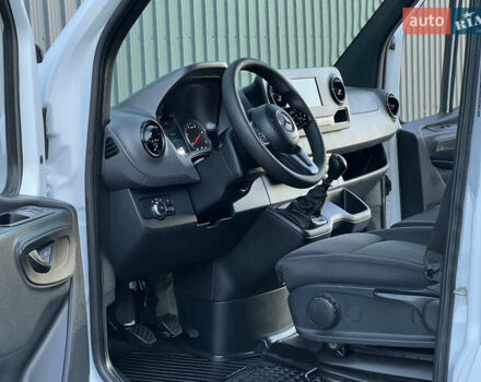 Мерседес Sprinter 2021 у Дубно на Automoto.ua Білий Мерседес Sprinter, об'ємом двигуна 2.2 л та пробігом 203 тис. км за 23800 $, фото 104 на Automoto.ua