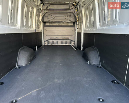 Белый Мерседес Sprinter, объемом двигателя 2 л и пробегом 145 тыс. км за 28999 $, фото 31 на Automoto.ua