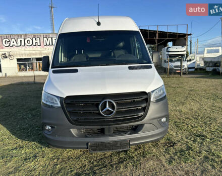 Белый Мерседес Sprinter, объемом двигателя 2 л и пробегом 145 тыс. км за 28999 $, фото 4 на Automoto.ua