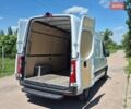 Белый Мерседес Sprinter, объемом двигателя 2 л и пробегом 271 тыс. км за 24000 $, фото 1 на Automoto.ua