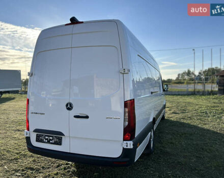 Белый Мерседес Sprinter, объемом двигателя 2 л и пробегом 145 тыс. км за 28999 $, фото 15 на Automoto.ua