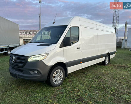 Белый Мерседес Sprinter, объемом двигателя 2 л и пробегом 145 тыс. км за 28999 $, фото 3 на Automoto.ua