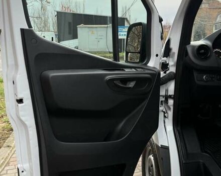 Белый Мерседес Sprinter, объемом двигателя 2 л и пробегом 210 тыс. км за 29850 $, фото 21 на Automoto.ua