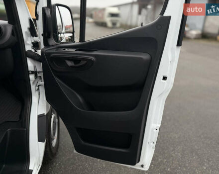 Білий Мерседес Sprinter, об'ємом двигуна 2 л та пробігом 226 тис. км за 23900 $, фото 16 на Automoto.ua