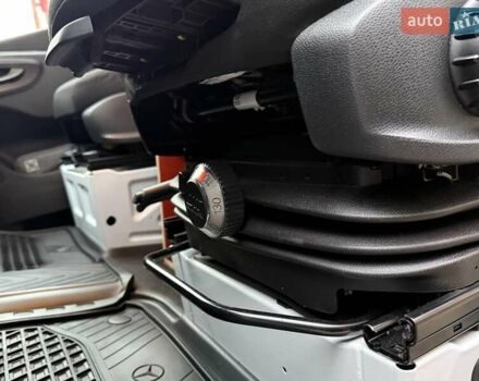 Белый Мерседес Sprinter, объемом двигателя 2 л и пробегом 210 тыс. км за 29850 $, фото 32 на Automoto.ua