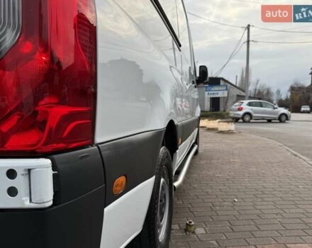 Белый Мерседес Sprinter, объемом двигателя 2 л и пробегом 210 тыс. км за 29850 $, фото 13 на Automoto.ua
