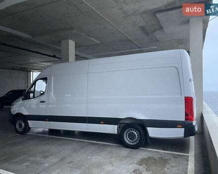 Белый Мерседес Sprinter, объемом двигателя 2 л и пробегом 250 тыс. км за 27900 $, фото 3 на Automoto.ua