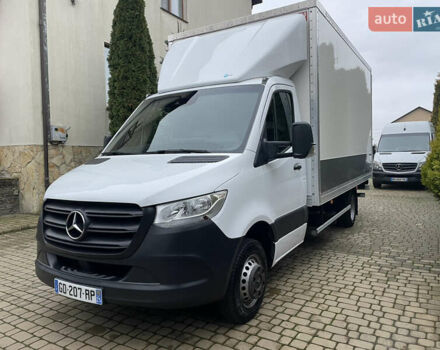 Белый Мерседес Sprinter, объемом двигателя 2.2 л и пробегом 179 тыс. км за 31000 $, фото 2 на Automoto.ua
