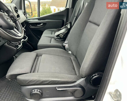 Білий Мерседес Sprinter, об'ємом двигуна 2.2 л та пробігом 208 тис. км за 30500 $, фото 31 на Automoto.ua