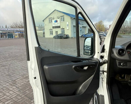 Белый Мерседес Sprinter, объемом двигателя 2 л и пробегом 188 тыс. км за 29999 $, фото 47 на Automoto.ua