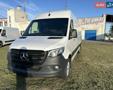 Белый Мерседес Sprinter, объемом двигателя 2 л и пробегом 145 тыс. км за 28999 $, фото 6 на Automoto.ua