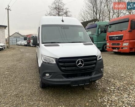 Белый Мерседес Sprinter, объемом двигателя 2.08 л и пробегом 140 тыс. км за 28990 $, фото 2 на Automoto.ua