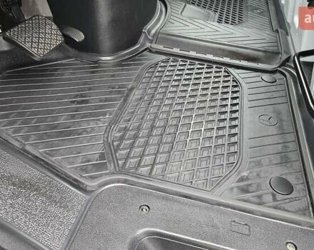 Білий Мерседес Sprinter, об'ємом двигуна 1.95 л та пробігом 209 тис. км за 27550 $, фото 19 на Automoto.ua