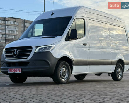 Белый Мерседес Sprinter, объемом двигателя 2 л и пробегом 188 тыс. км за 29999 $, фото 11 на Automoto.ua