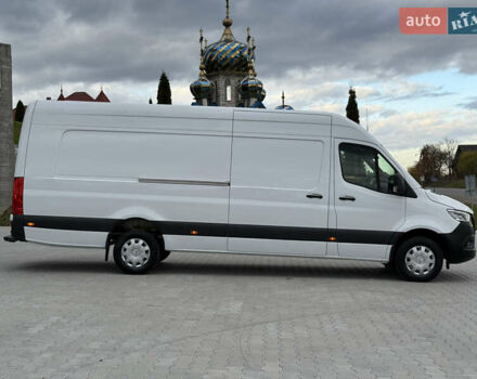 Белый Мерседес Sprinter, объемом двигателя 3 л и пробегом 207 тыс. км за 44500 $, фото 4 на Automoto.ua