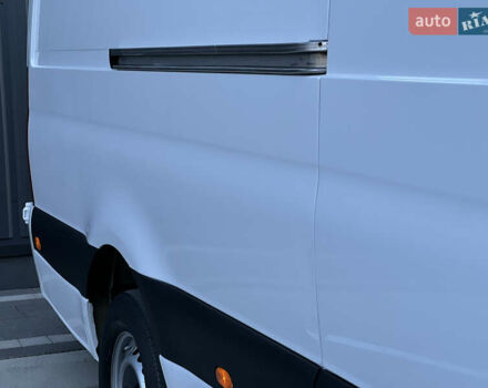 Мерседес Sprinter 2021 у Дубно на Automoto.ua Білий Мерседес Sprinter, об'ємом двигуна 2.2 л та пробігом 203 тис. км за 23800 $, фото 55 на Automoto.ua