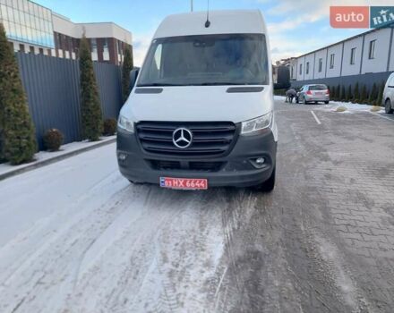 Белый Мерседес Sprinter, объемом двигателя 2.14 л и пробегом 265 тыс. км за 23800 $, фото 2 на Automoto.ua