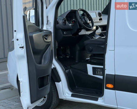 Мерседес Sprinter 2021 у Дубно на Automoto.ua Білий Мерседес Sprinter, об'ємом двигуна 2.2 л та пробігом 203 тис. км за 23800 $, фото 105 на Automoto.ua