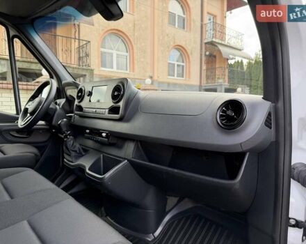 Белый Мерседес Sprinter, объемом двигателя 1.95 л и пробегом 92 тыс. км за 39999 $, фото 49 на Automoto.ua