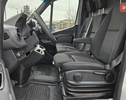 Білий Мерседес Sprinter, об'ємом двигуна 1.95 л та пробігом 209 тис. км за 27550 $, фото 17 на Automoto.ua