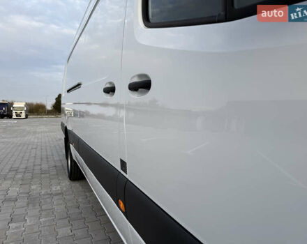 Белый Мерседес Sprinter, объемом двигателя 3 л и пробегом 6 тыс. км за 72000 $, фото 34 на Automoto.ua