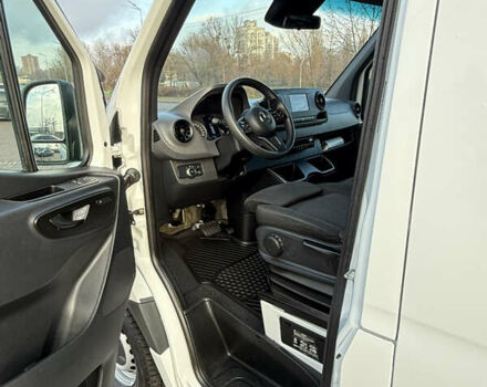 Белый Мерседес Sprinter, объемом двигателя 2 л и пробегом 188 тыс. км за 29999 $, фото 51 на Automoto.ua