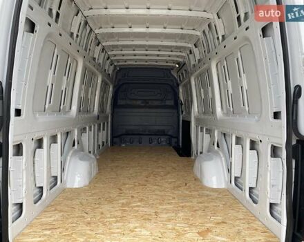 Білий Мерседес Sprinter, об'ємом двигуна 2.2 л та пробігом 169 тис. км за 23490 $, фото 30 на Automoto.ua