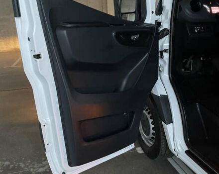 Белый Мерседес Sprinter, объемом двигателя 2 л и пробегом 250 тыс. км за 27900 $, фото 5 на Automoto.ua