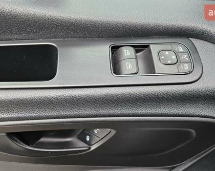 Білий Мерседес Sprinter, об'ємом двигуна 1.95 л та пробігом 209 тис. км за 27550 $, фото 24 на Automoto.ua