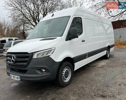 Белый Мерседес Sprinter, объемом двигателя 1.95 л и пробегом 300 тыс. км за 31999 $, фото 4 на Automoto.ua