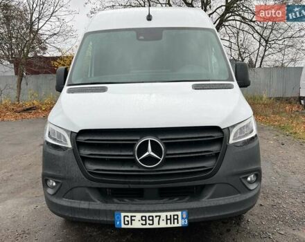 Белый Мерседес Sprinter, объемом двигателя 1.95 л и пробегом 300 тыс. км за 31999 $, фото 14 на Automoto.ua