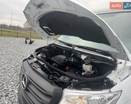 Белый Мерседес Sprinter, объемом двигателя 0 л и пробегом 335 тыс. км за 28500 $, фото 21 на Automoto.ua