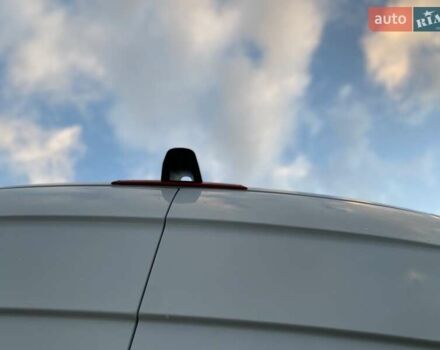 Белый Мерседес Sprinter, объемом двигателя 2.08 л и пробегом 231 тыс. км за 26999 $, фото 31 на Automoto.ua