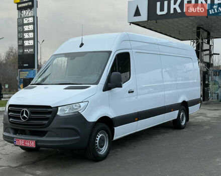 Белый Мерседес Sprinter, объемом двигателя 2 л и пробегом 237 тыс. км за 27200 $, фото 3 на Automoto.ua