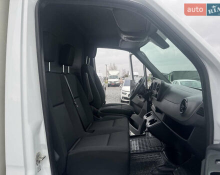 Белый Мерседес Sprinter, объемом двигателя 0 л и пробегом 335 тыс. км за 28500 $, фото 11 на Automoto.ua