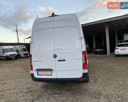 Белый Мерседес Sprinter, объемом двигателя 2.08 л и пробегом 231 тыс. км за 26999 $, фото 14 на Automoto.ua