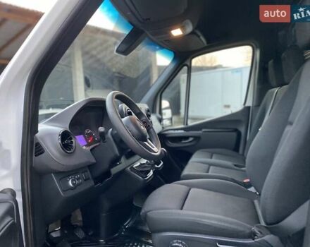 Белый Мерседес Sprinter, объемом двигателя 2.08 л и пробегом 231 тыс. км за 26999 $, фото 39 на Automoto.ua