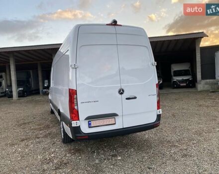 Белый Мерседес Sprinter, объемом двигателя 2.08 л и пробегом 231 тыс. км за 26750 $, фото 8 на Automoto.ua