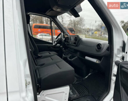 Білий Мерседес Sprinter, об'ємом двигуна 2 л та пробігом 238 тис. км за 25300 $, фото 16 на Automoto.ua
