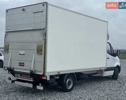 Белый Мерседес Sprinter, объемом двигателя 0 л и пробегом 335 тыс. км за 28500 $, фото 4 на Automoto.ua