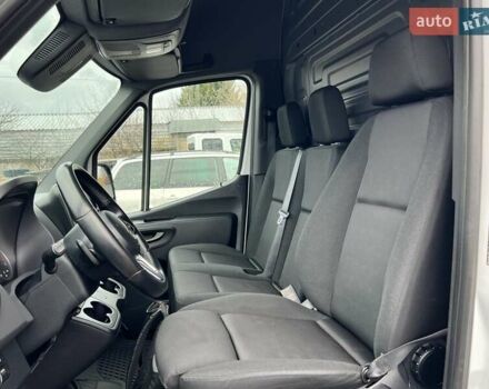 Белый Мерседес Sprinter, объемом двигателя 1.95 л и пробегом 300 тыс. км за 31999 $, фото 35 на Automoto.ua