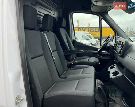 Белый Мерседес Sprinter, объемом двигателя 1.95 л и пробегом 300 тыс. км за 31999 $, фото 29 на Automoto.ua