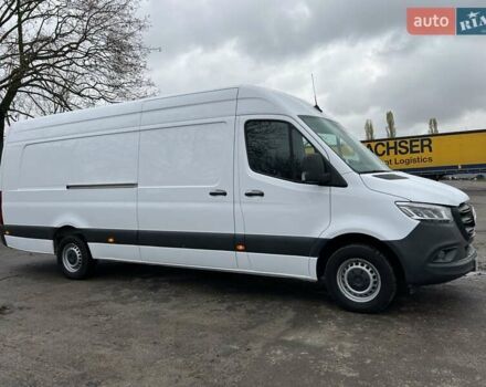 Белый Мерседес Sprinter, объемом двигателя 1.95 л и пробегом 300 тыс. км за 31999 $, фото 12 на Automoto.ua