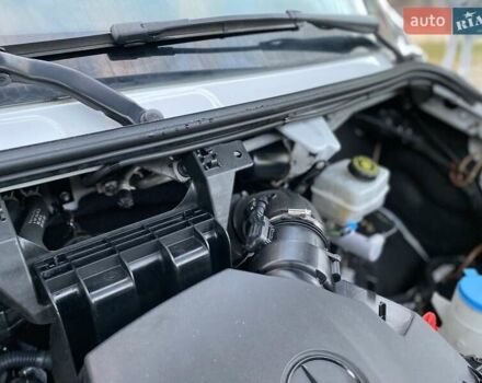 Белый Мерседес Sprinter, объемом двигателя 2.08 л и пробегом 231 тыс. км за 26999 $, фото 58 на Automoto.ua