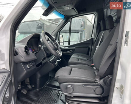 Белый Мерседес Sprinter, объемом двигателя 2 л и пробегом 231 тыс. км за 26650 $, фото 38 на Automoto.ua