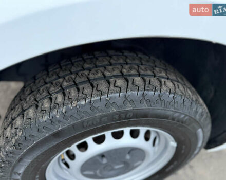 Белый Мерседес Sprinter, объемом двигателя 2 л и пробегом 237 тыс. км за 27200 $, фото 15 на Automoto.ua