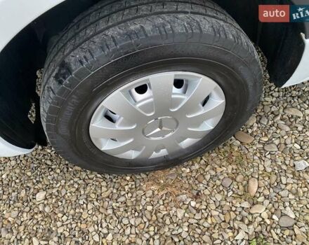 Белый Мерседес Sprinter, объемом двигателя 2.08 л и пробегом 231 тыс. км за 26999 $, фото 28 на Automoto.ua