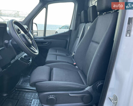 Белый Мерседес Sprinter, объемом двигателя 2 л и пробегом 155 тыс. км за 27900 $, фото 37 на Automoto.ua
