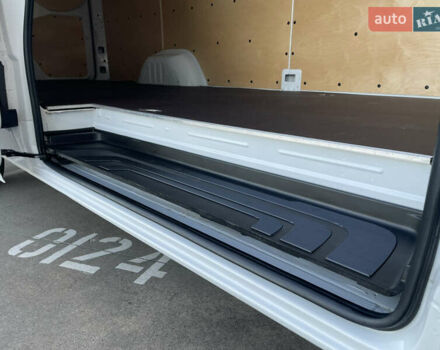 Белый Мерседес Sprinter, объемом двигателя 2 л и пробегом 155 тыс. км за 27900 $, фото 65 на Automoto.ua