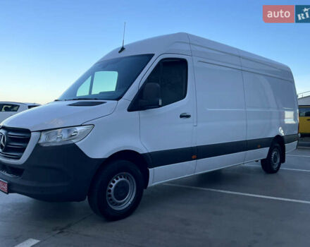 Белый Мерседес Sprinter, объемом двигателя 2 л и пробегом 155 тыс. км за 27900 $, фото 3 на Automoto.ua